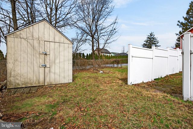 3412 OLD ORCHARD RD, Harrisburg, PA 17109