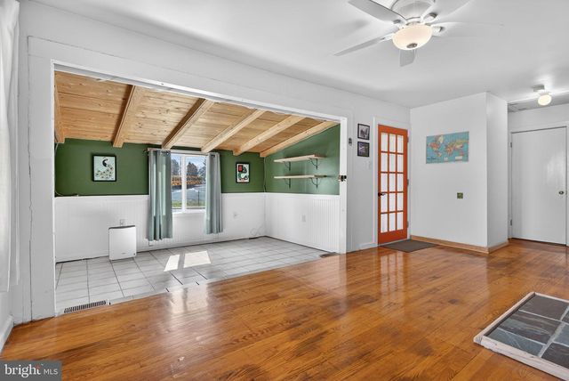 3412 OLD ORCHARD RD, Harrisburg, PA 17109