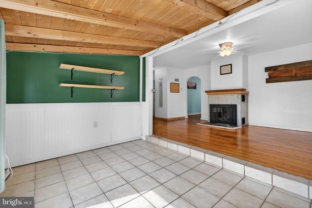 3412 OLD ORCHARD RD, Harrisburg, PA 17109