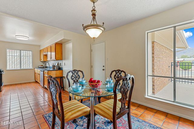 540 MARTHMONT Way, El Paso, TX 79912