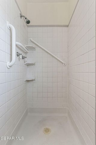 540 MARTHMONT Way, El Paso, TX 79912