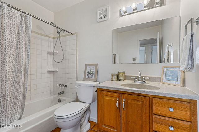 540 MARTHMONT Way, El Paso, TX 79912