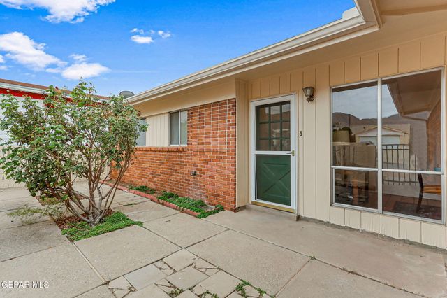 540 MARTHMONT Way, El Paso, TX 79912