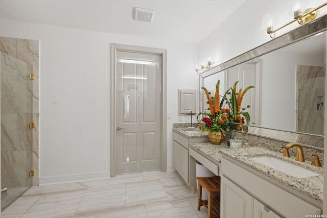 19519 Terra Mont, San Antonio, TX 78255