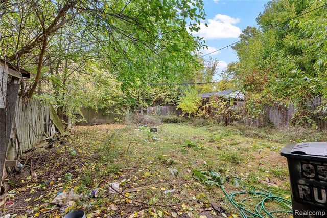 9549 Rutland Street, Detroit, MI 48227