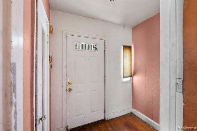 9549 Rutland Street, Detroit, MI 48227