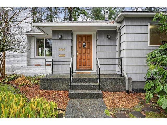 3564 Sw COUNCIL CREST Dr, Portland, OR 97239