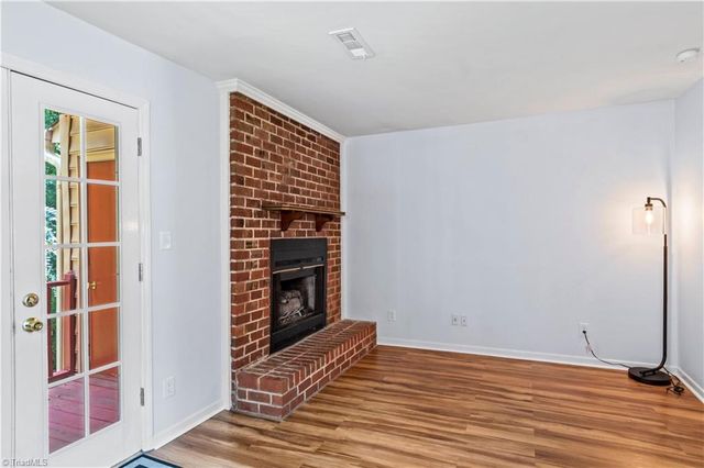 327 Mar Don Hills Court, Winston-salem, NC 27104