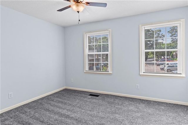 327 Mar Don Hills Court, Winston-salem, NC 27104
