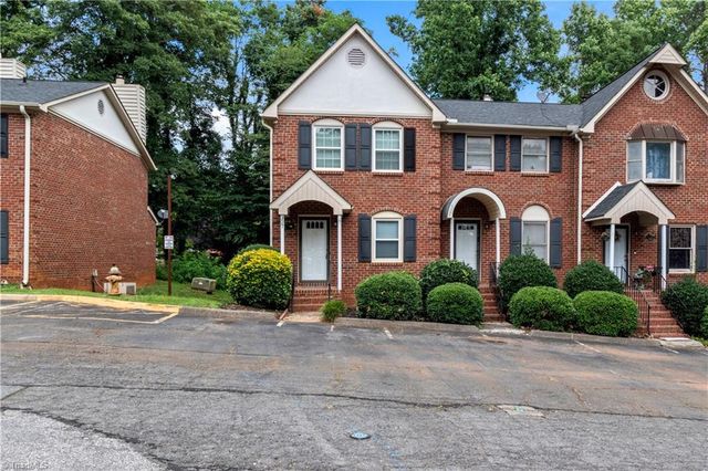 327 Mar Don Hills Court, Winston-salem, NC 27104