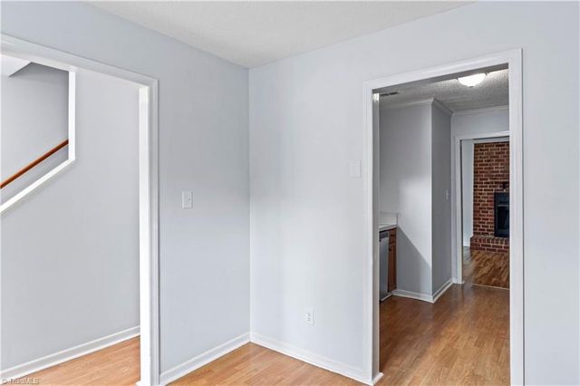327 Mar Don Hills Court, Winston-salem, NC 27104