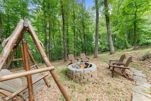 6220 Germantown Drive, Flowery Branch, GA 30542