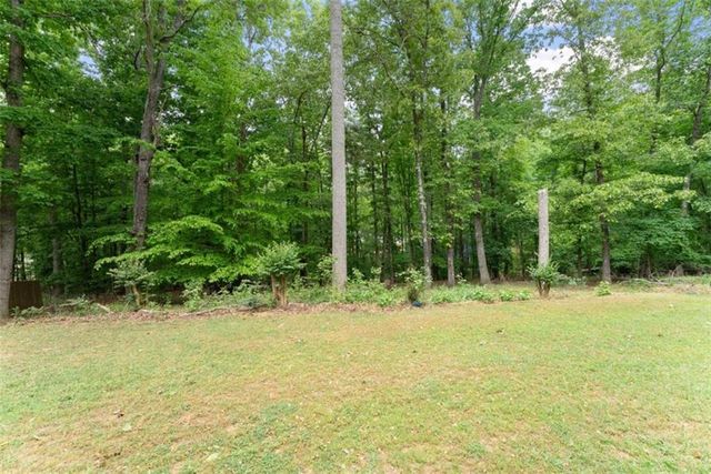 6220 Germantown Drive, Flowery Branch, GA 30542
