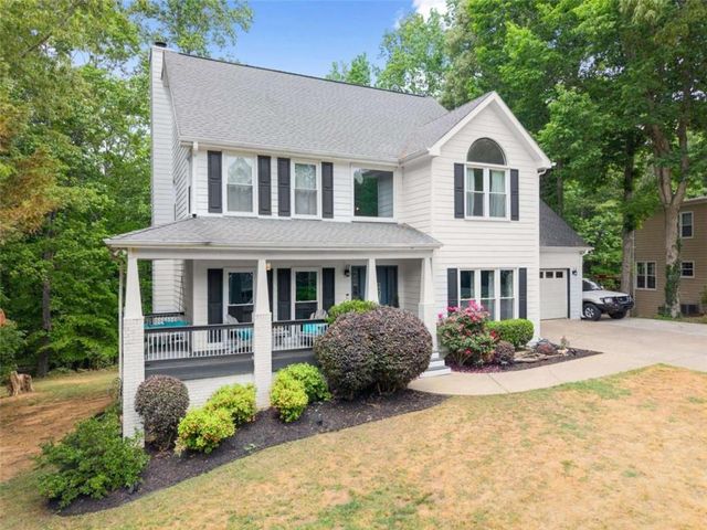 6220 Germantown Drive, Flowery Branch, GA 30542