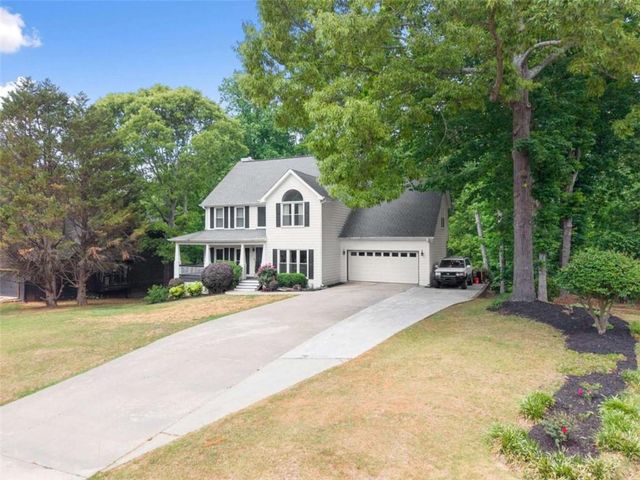 6220 Germantown Drive, Flowery Branch, GA 30542