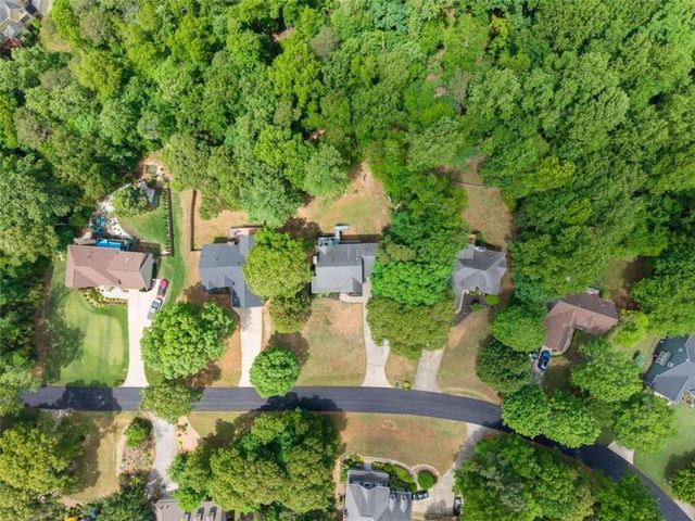 6220 Germantown Drive, Flowery Branch, GA 30542