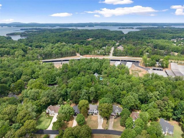 6220 Germantown Drive, Flowery Branch, GA 30542