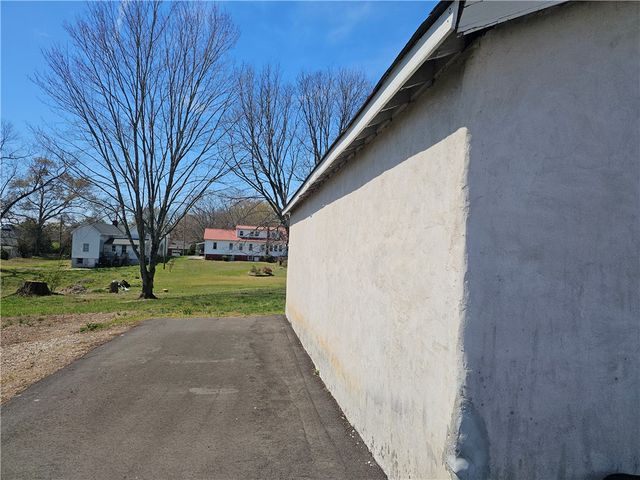 208 Pendelton Street, Pickens, SC 29671