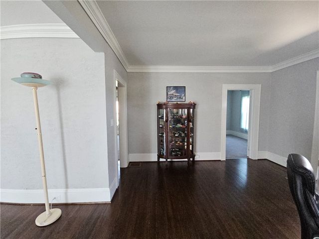 208 Pendelton Street, Pickens, SC 29671