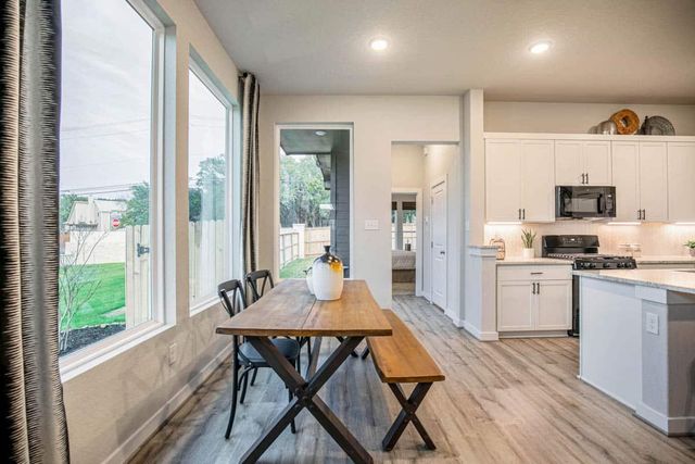 213 Flora Springs CV, Liberty Hill, TX 78642