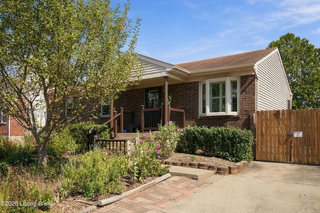 12207 Somerset Dr, Louisville, KY 40229