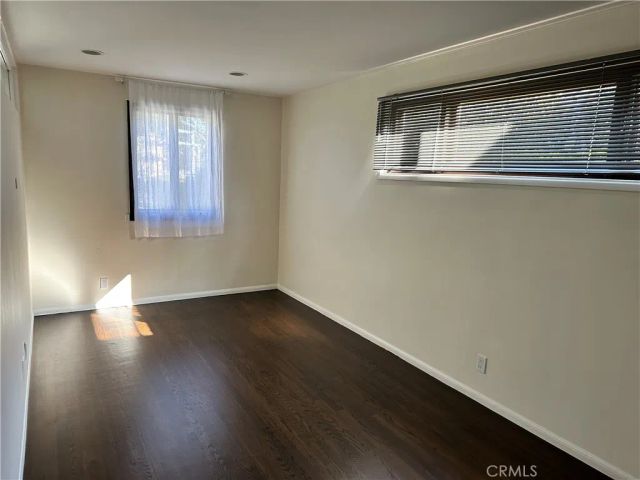 11336 Montana, Los Angeles, CA 90049