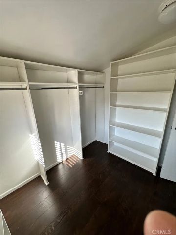 11336 Montana, Los Angeles, CA 90049