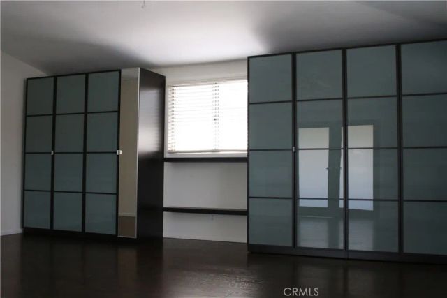 11336 Montana, Los Angeles, CA 90049