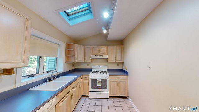 101 Curtis Street 1, Meriden, CT 06450