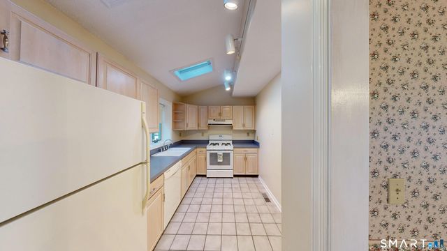 101 Curtis Street 1, Meriden, CT 06450