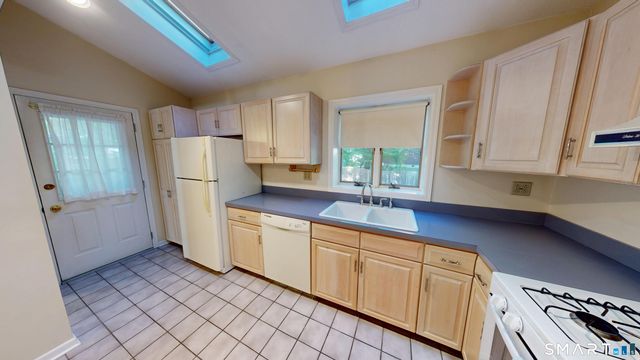 101 Curtis Street 1, Meriden, CT 06450