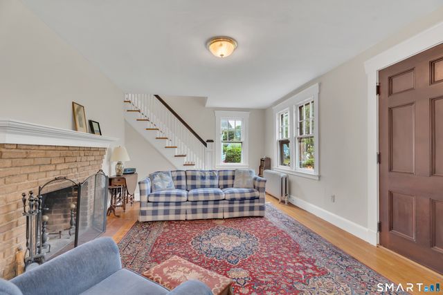 80 Russell Street, Hamden, CT 06517