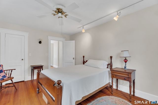 80 Russell Street, Hamden, CT 06517