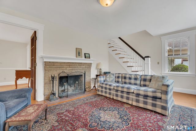 80 Russell Street, Hamden, CT 06517