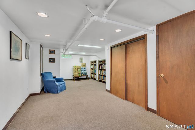 80 Russell Street, Hamden, CT 06517