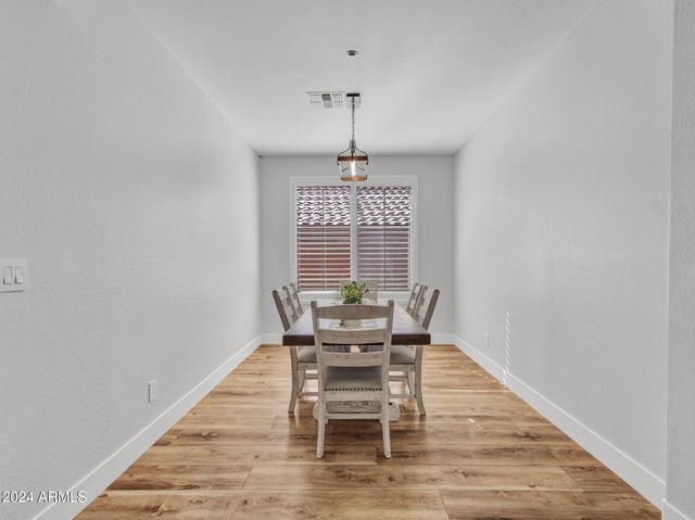 41017 N PRESTANCIA Drive, Anthem, AZ 85086