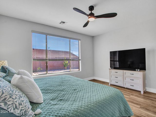 41017 N PRESTANCIA Drive, Anthem, AZ 85086