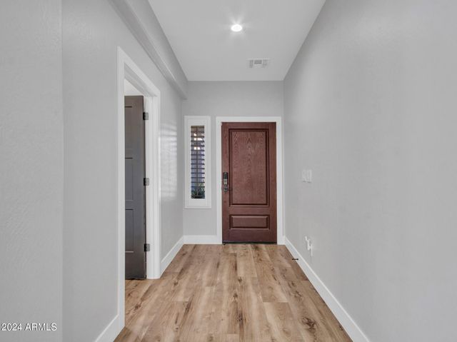 41017 N PRESTANCIA Drive, Anthem, AZ 85086