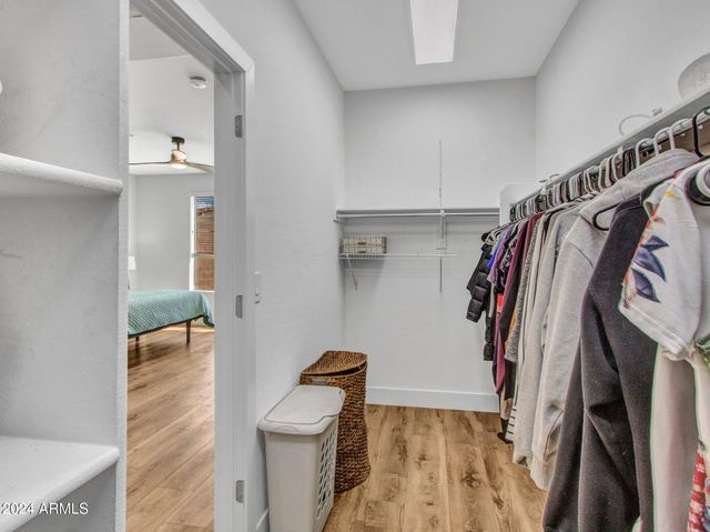 41017 N PRESTANCIA Drive, Anthem, AZ 85086