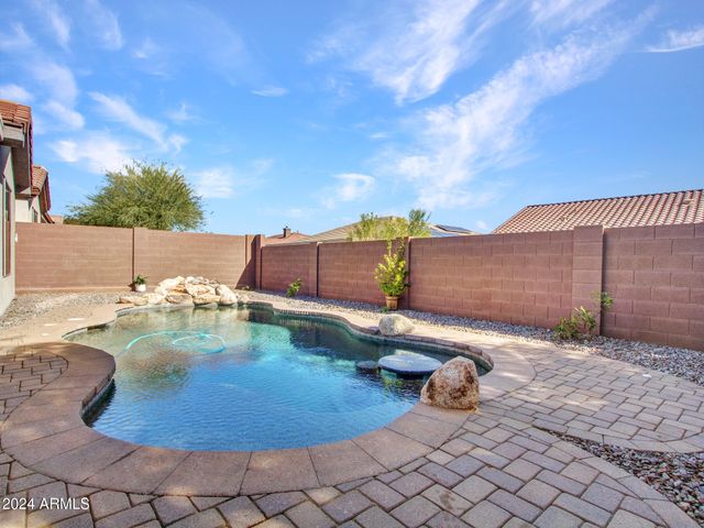 41017 N PRESTANCIA Drive, Anthem, AZ 85086