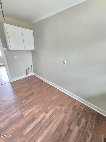 2107 Martin Street, Burlington, NC 27217