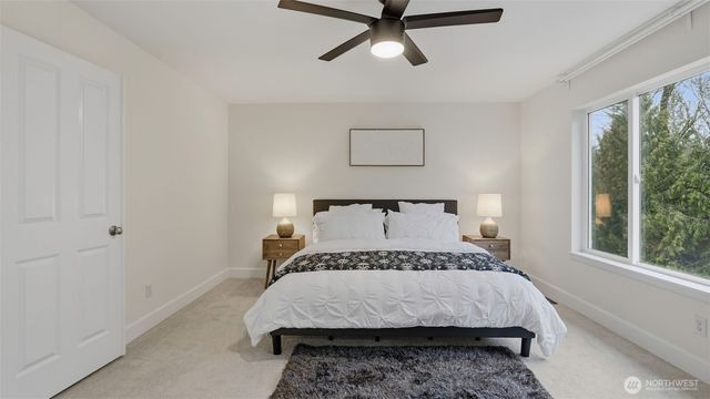 16102 Parkside Way SE, Renton, WA 98058