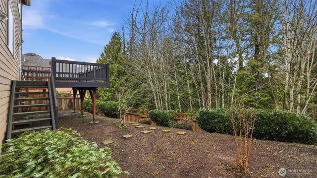 16102 Parkside Way SE, Renton, WA 98058