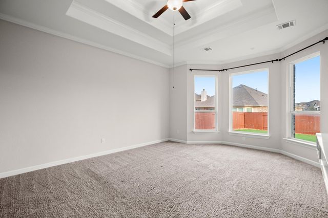 327 Baretta LOOP, Buda, TX 78610