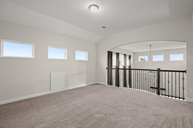 327 Baretta LOOP, Buda, TX 78610