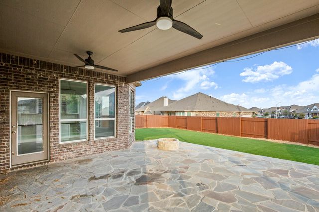 327 Baretta LOOP, Buda, TX 78610
