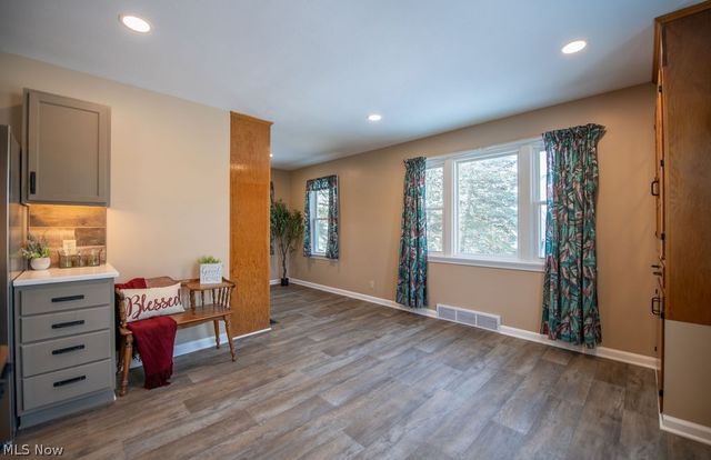 137 Noble Street W, East Canton, OH 44730