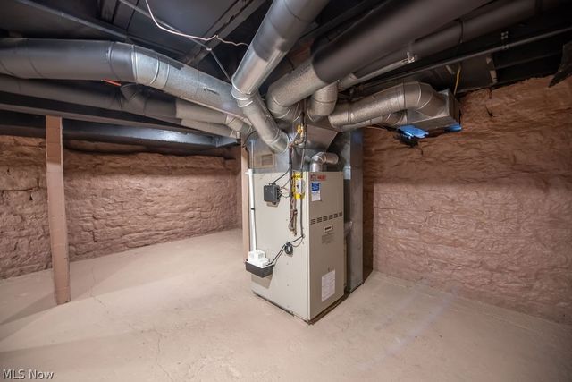 137 Noble Street W, East Canton, OH 44730