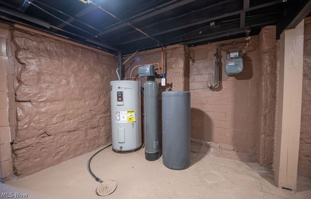 137 Noble Street W, East Canton, OH 44730