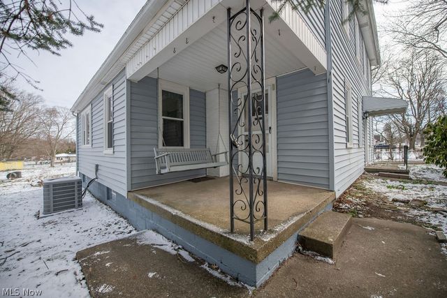 137 Noble Street W, East Canton, OH 44730